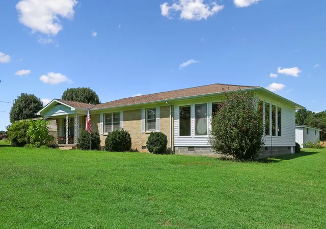 Photo 2 of Single family home for sale at 42 Smith Ln, Flintville, TN 37335 | MLS# 3546324 | Listing updated on 2026-09-12