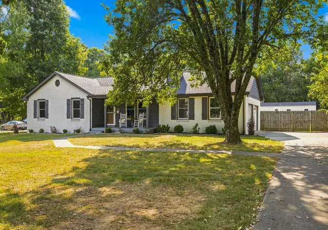 Photo 3 of Single family home for sale at 1110 Kathryn Rd, Mount Juliet, TN 37122 | MLS# 3545057 | Listing updated on 2026-10-05