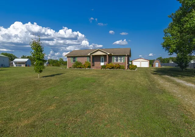 Photo 2 of Single family home for sale at 25 Mandy Ln, Fayetteville, TN 37334 | MLS# 3547905 | Listing updated on 2026-09-23
