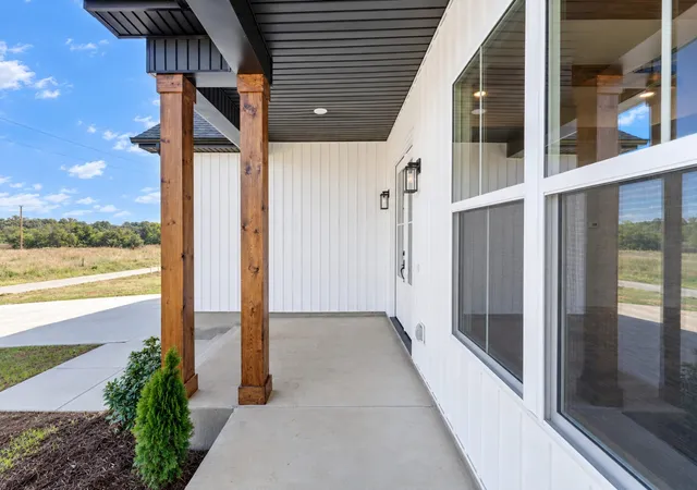 Photo 3 of Single family home for sale at 2842 Smoot Rd, Morrison, TN 37357 | MLS# 3623978 | Listing updated on 2026-10-23