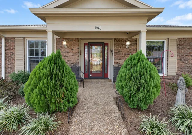 Photo 2 of Townhouse for sale at 1046 Todd Preis Dr, Nashville, TN 37221 | MLS# 3598115 | Listing updated on 2026-10-05