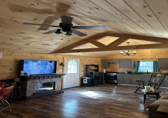 Photo 2 of Single family home for sale at 3004 Pricetown Rd, Whitleyville, TN 38588 | MLS# 3545061 | Listing updated on 2026-09-21