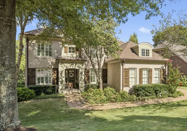 Photo 1 of Mansion for sale at 190 Azalea Ln, Franklin, TN 37064 | MLS# 3546281 | Listing updated on 2026-09-15