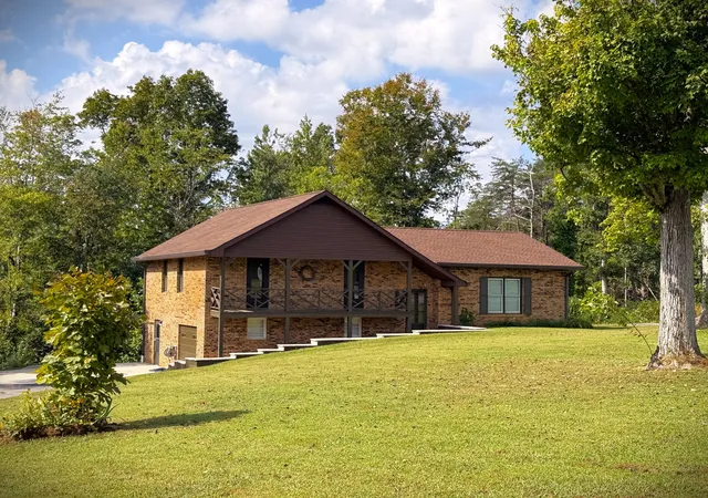 Photo 1 of Single family home for sale at 2239 Hilham Hwy, Livingston, TN 38570 | MLS# 3546085 | Listing updated on 2026-09-22