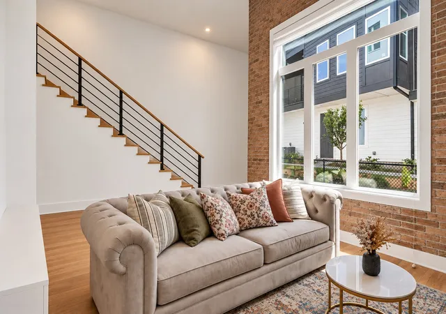 Listing Photo 5 - Condo for sale in building located at 1041 E Trinity Ln, Nashville, TN 37216 - Unit #118