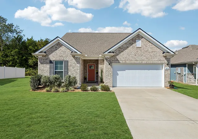 Photo 1 of Single family home for sale at 2812 Campanella Dr, Murfreesboro, TN 37128 | MLS# 3545482 | Listing updated on 2026-10-15
