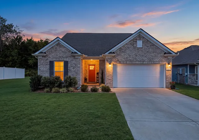 Photo 2 of Single family home for sale at 2812 Campanella Dr, Murfreesboro, TN 37128 | MLS# 3545482 | Listing updated on 2026-10-15