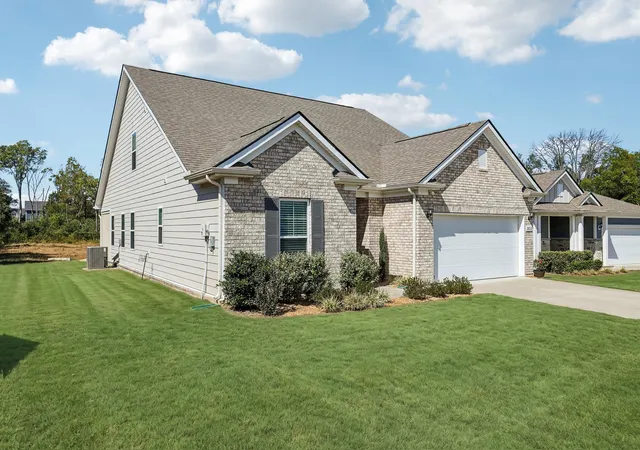 Photo 3 of Single family home for sale at 2812 Campanella Dr, Murfreesboro, TN 37128 | MLS# 3545482 | Listing updated on 2026-10-15