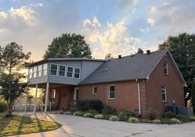 Photo 4 of Single family home for sale at 300a Governor Hall Rd, Castalian Springs, TN 37031 | MLS# 3597639 | Listing updated on 2026-09-25