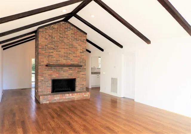 Photo 2 of Single family home for sale at 8369 Merrymount Dr, Nashville, TN 37221 | MLS# 3612042 | Listing updated on 2026-10-09