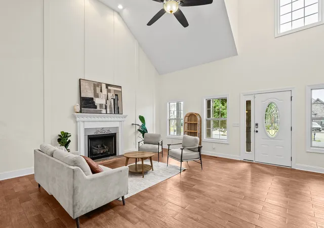 Photo 4 of Single family home for sale at 1761 Apache Way, Clarksville, TN 37042 | MLS# 3612070 | Listing updated on 2026-10-07
