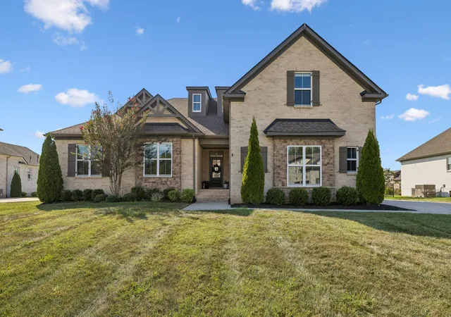 Photo 1 of Single family home for sale at 1121 Pretender Way, Columbia, TN 38401 | MLS# 3592558 | Listing updated on 2026-09-27