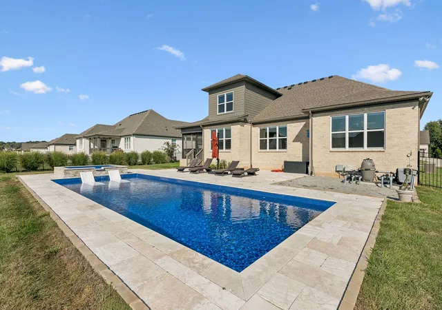 Photo 2 of Single family home for sale at 1121 Pretender Way, Columbia, TN 38401 | MLS# 3592558 | Listing updated on 2026-09-27