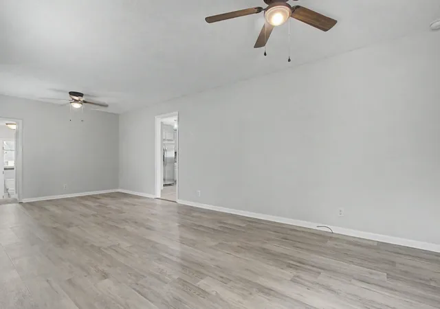 Photo 2 of Single family home for sale at 1306 Old Estill Springs Rd, Tullahoma, TN 37388 | MLS# 3547689 | Listing updated on 2026-09-13