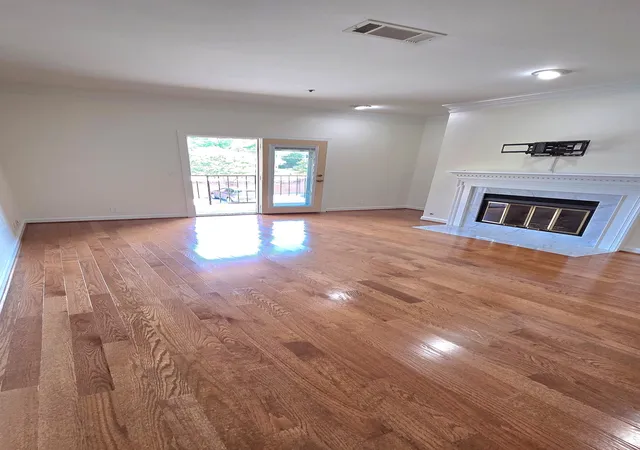 Photo 2 of Condo for sale at 3380 Hillsboro Pike, Nashville, TN 37215 | MLS# 3597199 | Listing updated on 2026-10-03