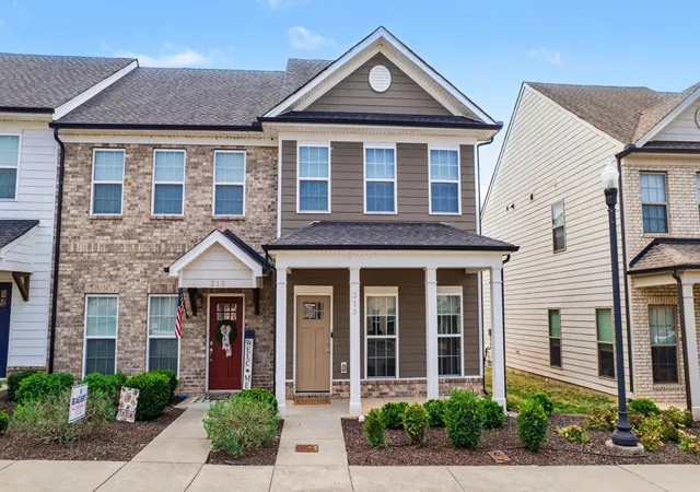 Photo 1 of Townhouse for sale at 215 Mansfield Dr, Gallatin, TN 37066 | MLS# 3598218 | Listing updated on 2026-09-26