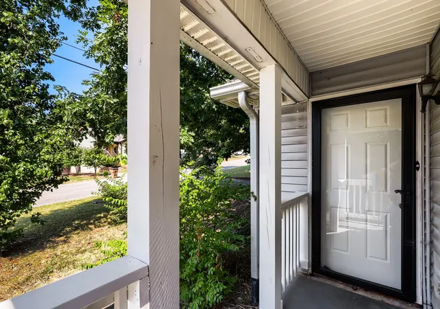 Photo 3 of Single family home for sale at 112 Cedarmont Cir, Nashville, TN 37211 | MLS# 3547901 | Listing updated on 2026-09-16