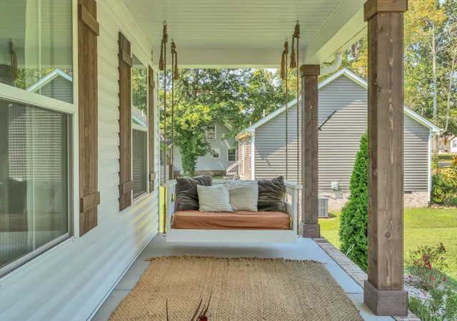 Photo 4 of Single family home for sale at 212 West S St, Greenbrier, TN 37073 | MLS# 3598443 | Listing updated on 2026-09-28