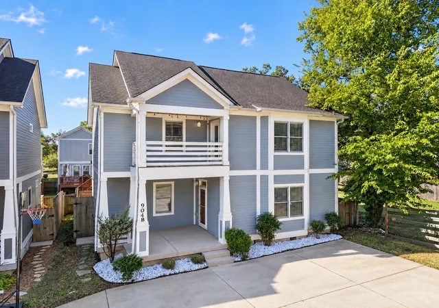Single family home for sale at 904b Delmas Ave, Nashville, TN 37216 | MLS# 3594238