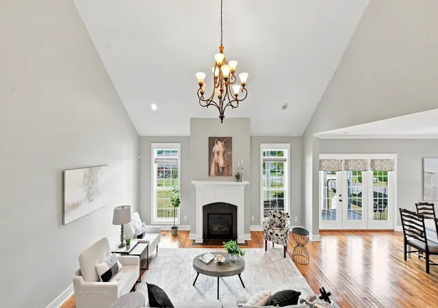 Photo 3 of Single family home for sale at 1227 Saddlebrook Dr, Chattanooga, TN 37405 | MLS# 3545544 | Listing updated on 2026-09-15