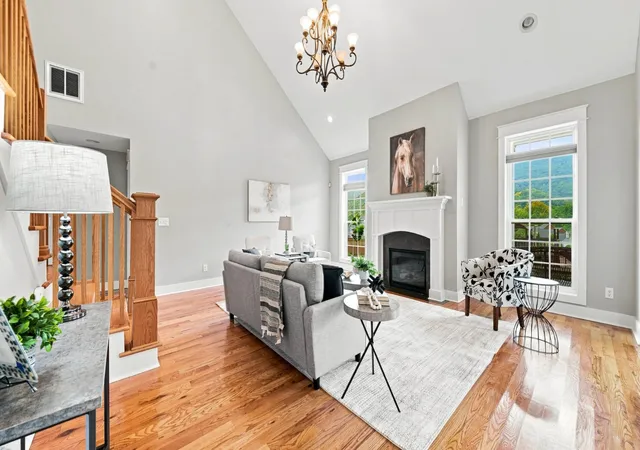 Photo 4 of Single family home for sale at 1227 Saddlebrook Dr, Chattanooga, TN 37405 | MLS# 3545544 | Listing updated on 2026-09-15