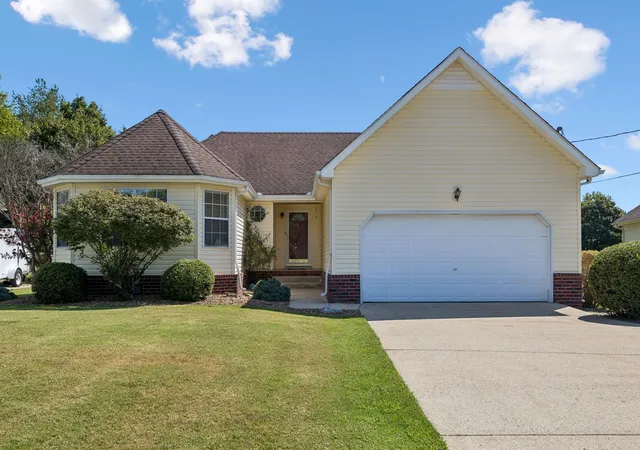 Photo 1 of Sale Pending at 241 Heritage Cir E, La Vergne, TN 37086 | MLS# 3547972 | Listing updated on 2026-09-16