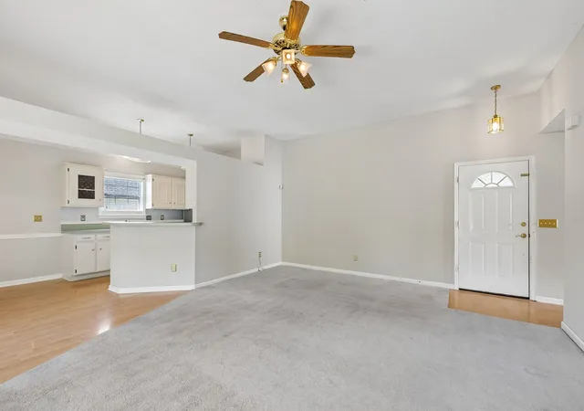 Photo 4 of Sale Pending at 241 Heritage Cir E, La Vergne, TN 37086 | MLS# 3547972 | Listing updated on 2026-09-16