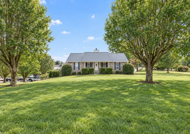 Photo 1 of Single family home for sale at 7402 Old Clarksville Pike, Joelton, TN 37080 | MLS# 3545893 | Listing updated on 2026-10-02