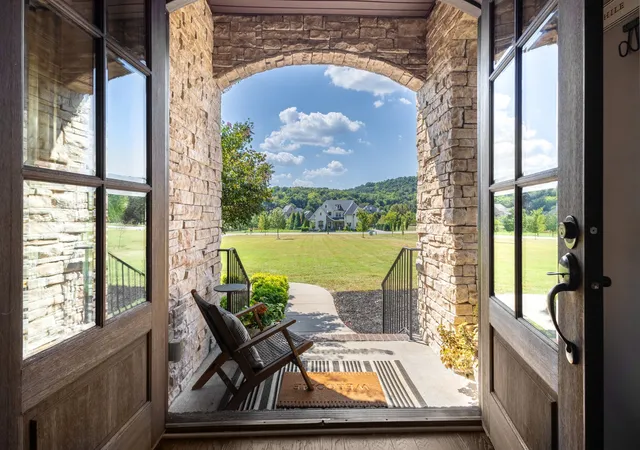 Photo 1 of Single family home for sale at 4608 Nadine Ln, Franklin, TN 37064 | MLS# 3594580 | Listing updated on 2026-10-26