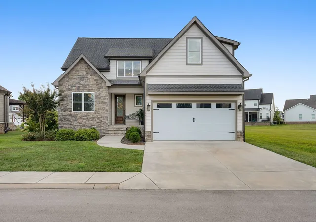 Photo 2 of Single family home for sale at 72 Driftwood Ct, Winchester, TN 37398 | MLS# 3546298 | Listing updated on 2026-09-26