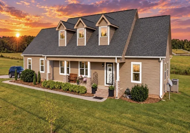 Single family home for sale at 104 S Branch Ct, Wartrace, TN 37183 | MLS# 3593071