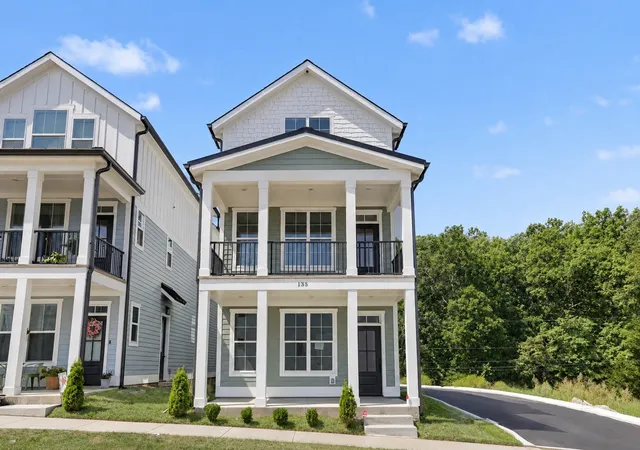 Photo 1 of Single family home for sale at 135 Stella Dr, Nashville, TN 37209 | MLS# 3592287 | Listing updated on 2026-09-17