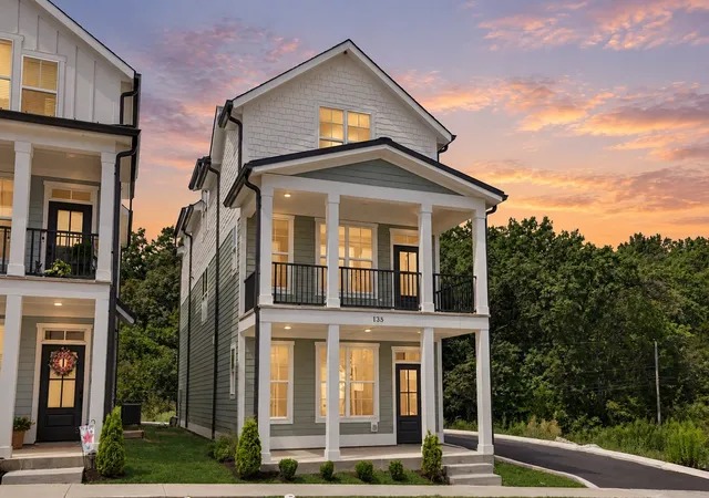 Photo 2 of Single family home for sale at 135 Stella Dr, Nashville, TN 37209 | MLS# 3592287 | Listing updated on 2026-09-17