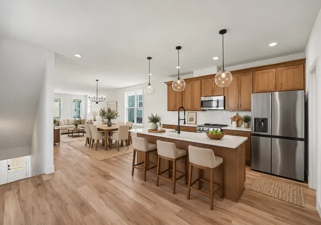 Photo 4 of Single family home for sale at 135 Stella Dr, Nashville, TN 37209 | MLS# 3592287 | Listing updated on 2026-09-17
