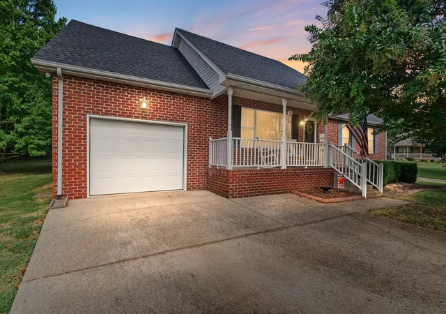 Photo 2 of Single family home for sale at 1008 Olivia Ct, Mount Juliet, TN 37122 | MLS# 3546001 | Listing updated on 2026-10-01