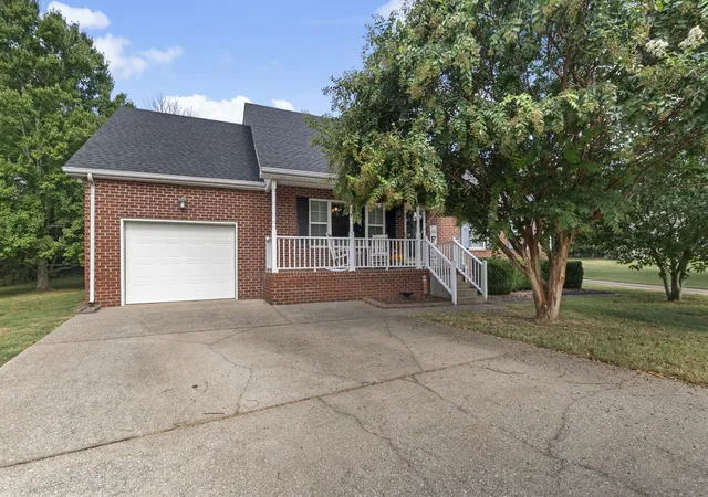 Photo 2 of Single family home for sale at 1008 Olivia Ct, Mount Juliet, TN 37122 | MLS# 3546001 | Listing updated on 2026-09-14