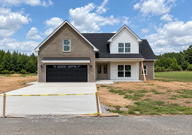 Single family home for sale at 652 Blanton School Rd, Woodbury, TN 37190 | MLS# 3546427