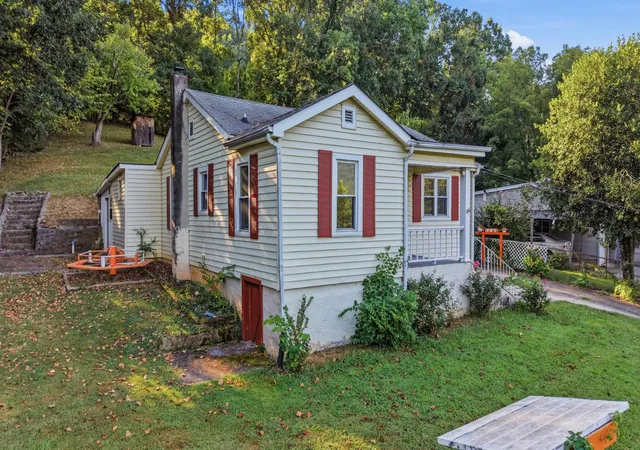 Single family home for sale at 536 Runyan Dr, Chattanooga, TN 37405 | MLS# 3545835