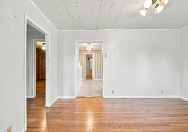 Photo 3 of Single family home for sale at 536 Runyan Dr, Chattanooga, TN 37405 | MLS# 3545835 | Listing updated on 2026-09-12