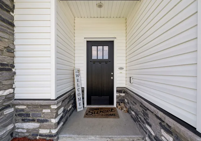 Photo 4 of Single family home for sale at 1418 Blackstone St, Murfreesboro, TN 37129 | MLS# 3546482 | Listing updated on 2026-10-09