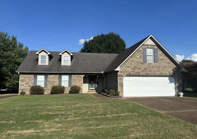 Single family home for sale at 94 New Renfroe St, Lexington, TN 38351 | MLS# 3545806