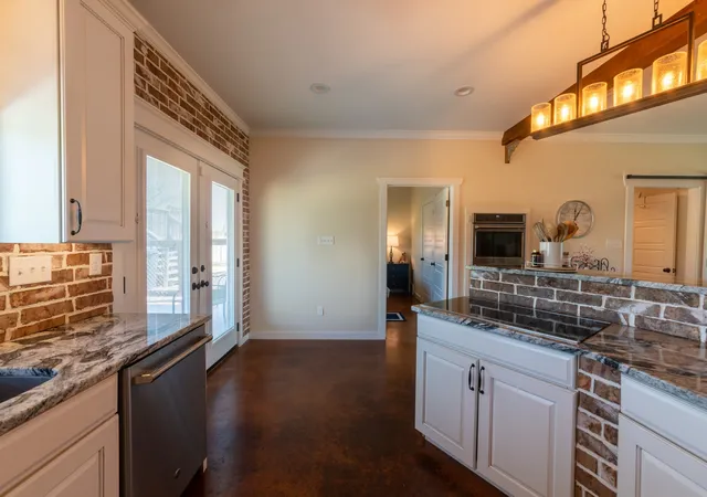 Photo 3 of Single family home for sale at 202 Rocky Dr, Dickson, TN 37055 | MLS# 3546428 | Listing updated on 2026-09-15