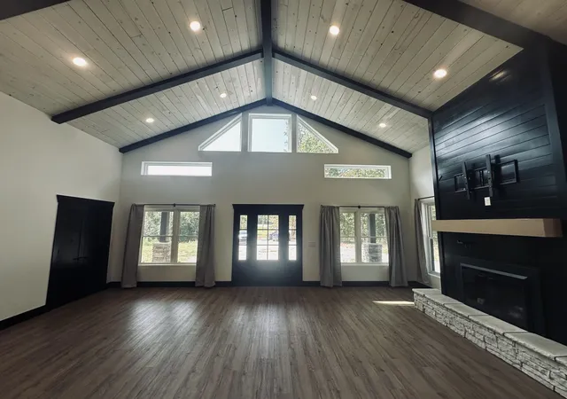 Photo 4 of Single family home for sale at 3145 Highway 231, Erin, TN 37061 | MLS# 3545910 | Listing updated on 2026-10-20