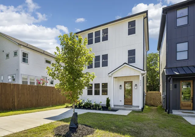 Photo 2 of Single family home for sale at 602 James Ave, Nashville, TN 37209 | MLS# 3547749 | Listing updated on 2026-09-30