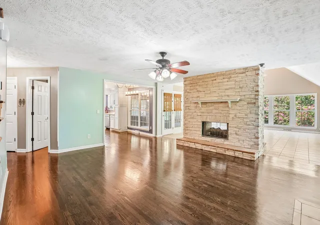 Photo 3 of Single family home for sale at 631 Keeton Ave, Old Hickory, TN 37138 | MLS# 3545819 | Listing updated on 2026-10-03