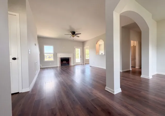 Photo 3 of Sale Pending at 308 W Winterberry Trl, White House, TN 37188 | MLS# 3545840 | Listing updated on 2026-10-07