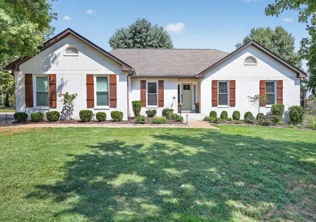 Photo 2 of Single family home for sale at 692 Northridge Dr, Gallatin, TN 37066 | MLS# 3546520 | Listing updated on 2026-09-13