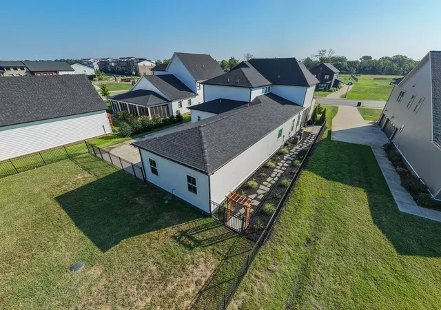 Photo 3 of Single family home for sale at 1506 Shalom St, Murfreesboro, TN 37128 | MLS# 3594599 | Listing updated on 2026-09-23