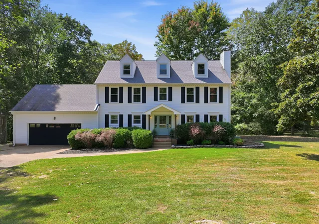 Photo 1 of Single family home for sale at 555 Beech Grv Way, Burns, TN 37029 | MLS# 3548143 | Listing updated on 2026-10-08