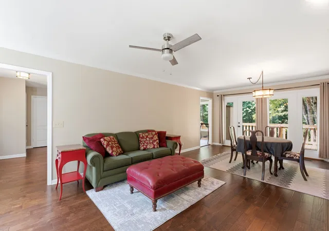 Photo 4 of Single family home for sale at 555 Beech Grv Way, Burns, TN 37029 | MLS# 3548143 | Listing updated on 2026-10-08